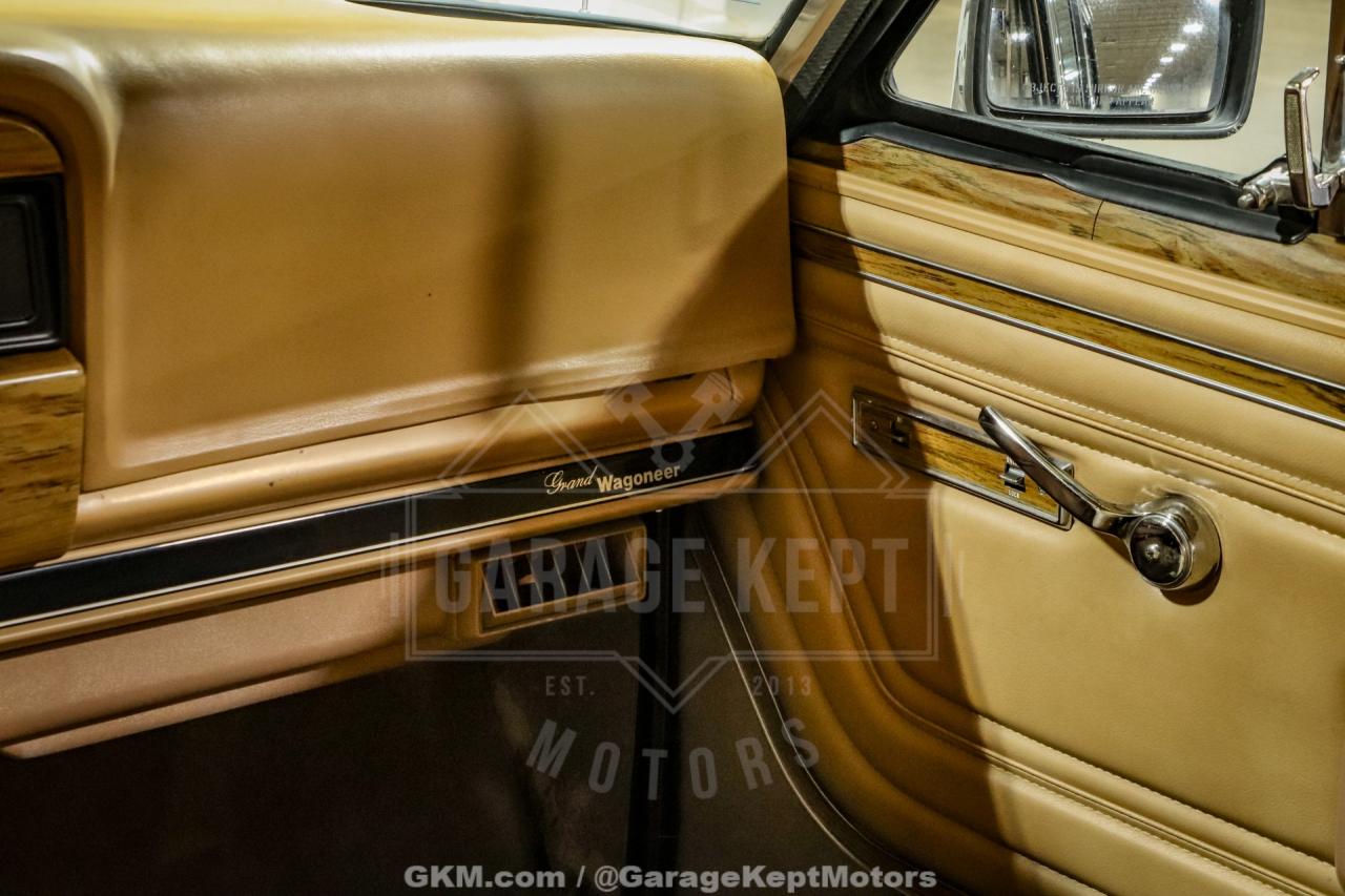 1988 Jeep Grand Wagoneer