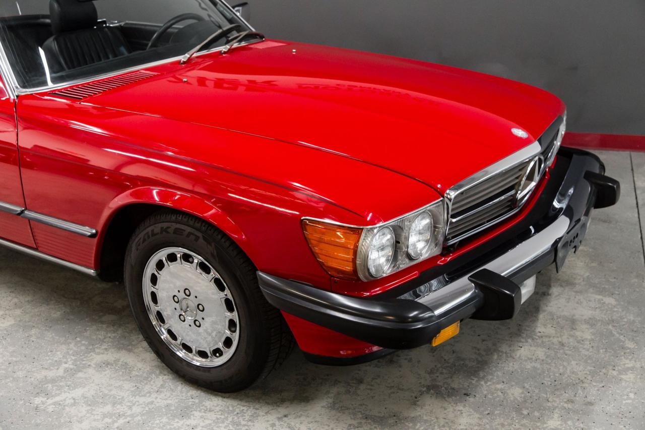 1989 Mercedes - Benz 560SL