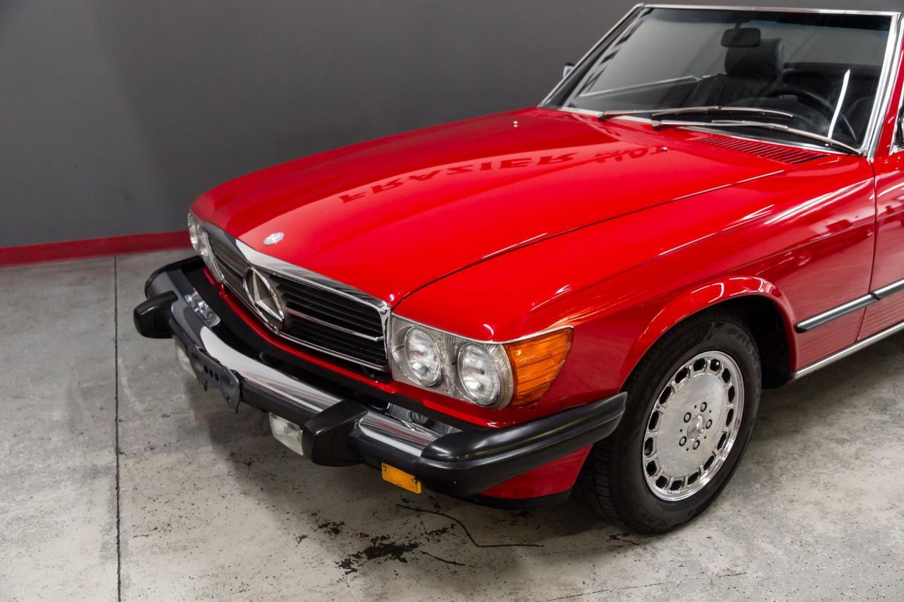 1989 Mercedes - Benz 560SL