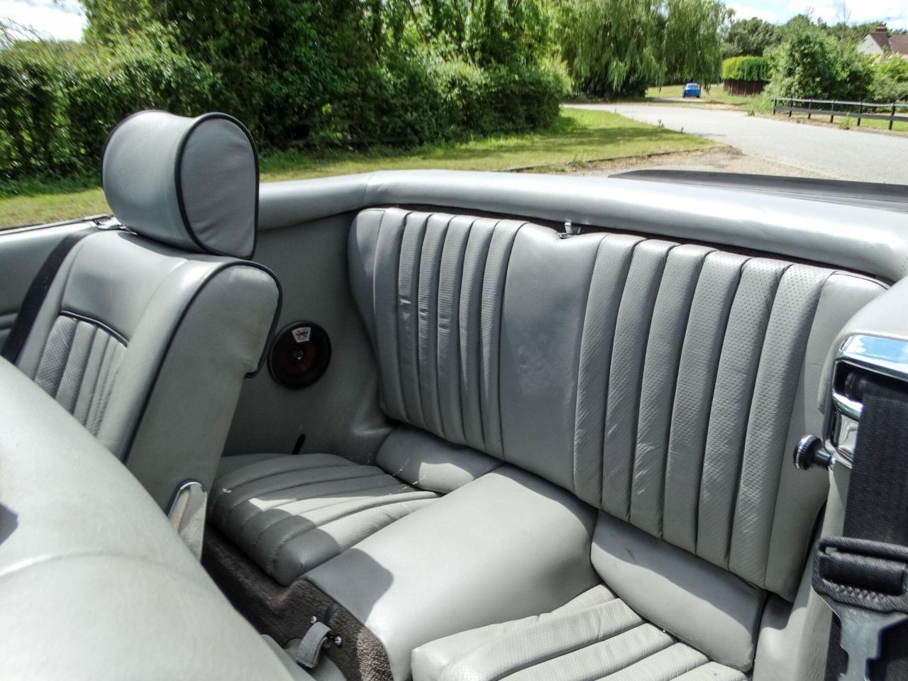 1983 Mercedes - Benz What's my car worth?