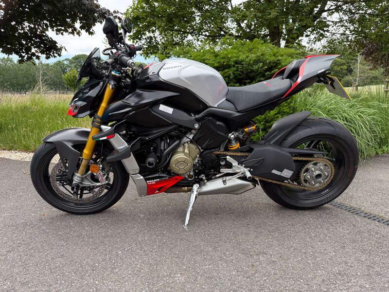 2023 Ducati STREET FIGHTER V4 SP2
