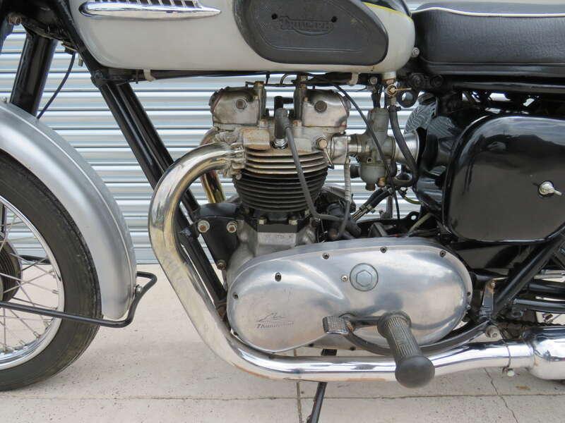 1961 Triumph 6T THUNDERBIRD