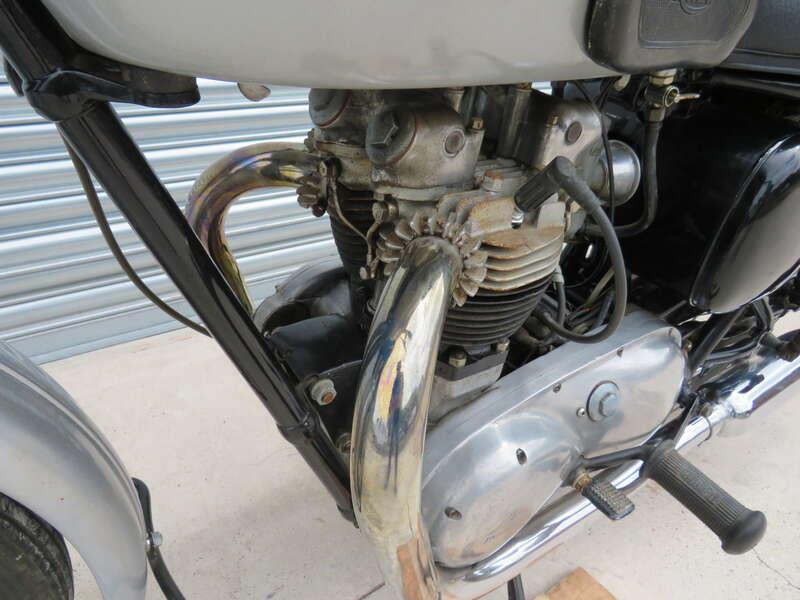 1961 Triumph 6T THUNDERBIRD