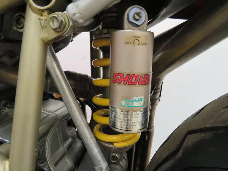 1994 Ducati 916 STRADA