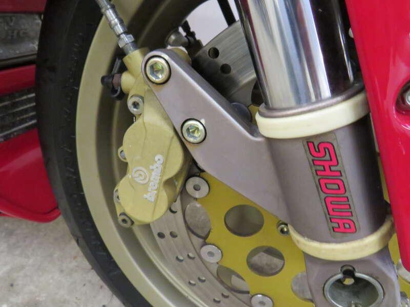 1994 Ducati 916 STRADA