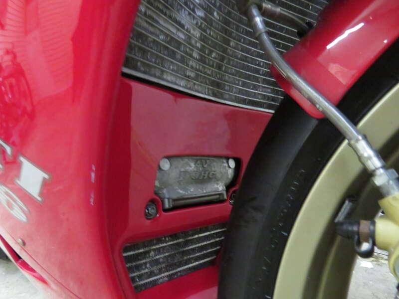 1994 Ducati 916 STRADA