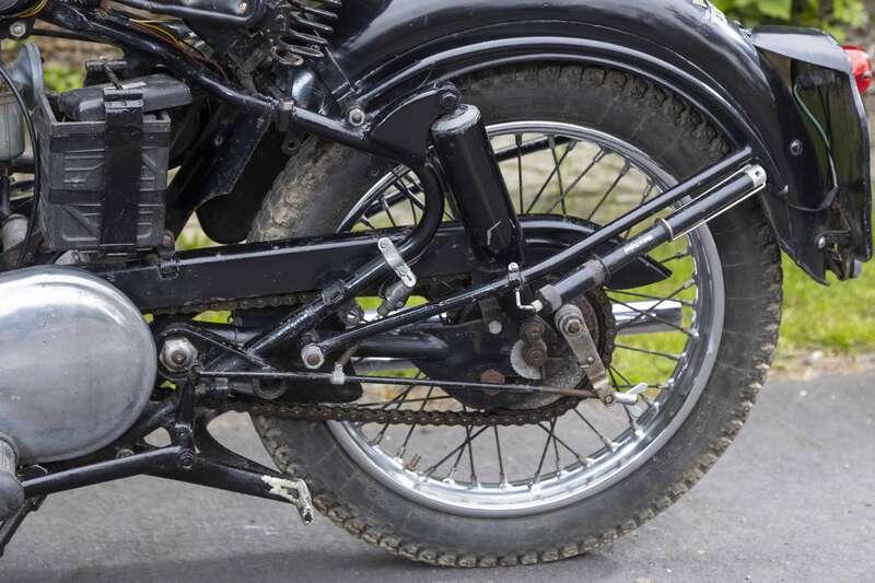 1957 ROYAL ENFIELD 350 CLIPPER