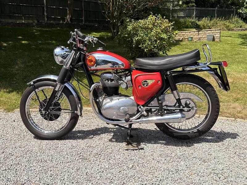 1964 BSA LIGHTNING ROCKET