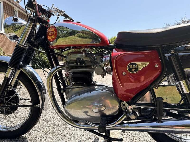 1964 BSA LIGHTNING ROCKET