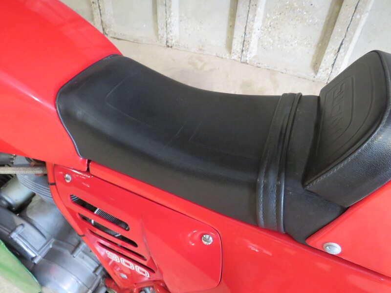1984 Ducati 900 MIKE HAILWOOD REPLICA
