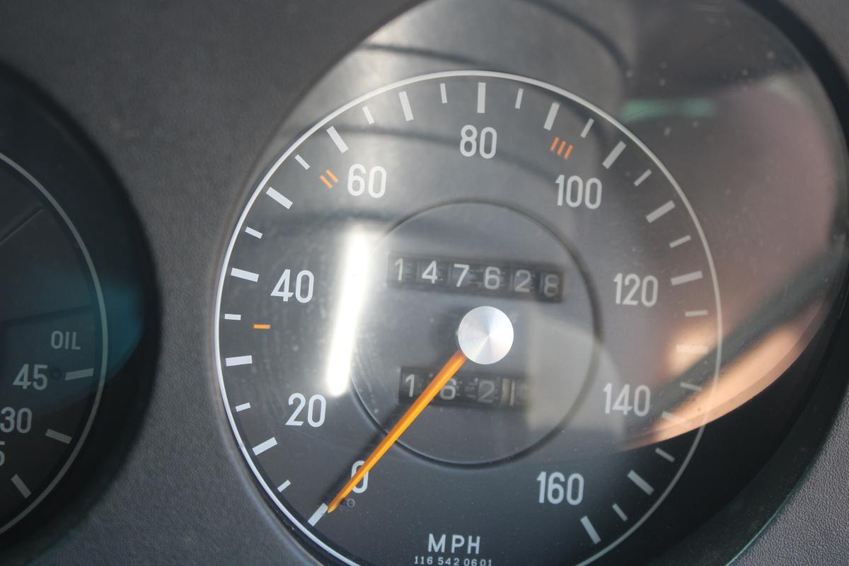 1974 Mercedes - Benz 350 SE AUTO (W116)