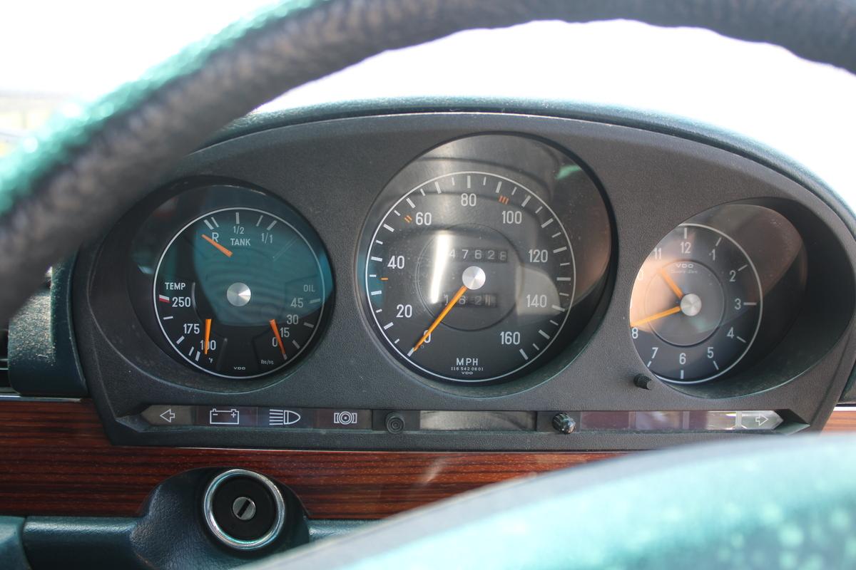 1974 Mercedes - Benz 350 SE AUTO (W116)