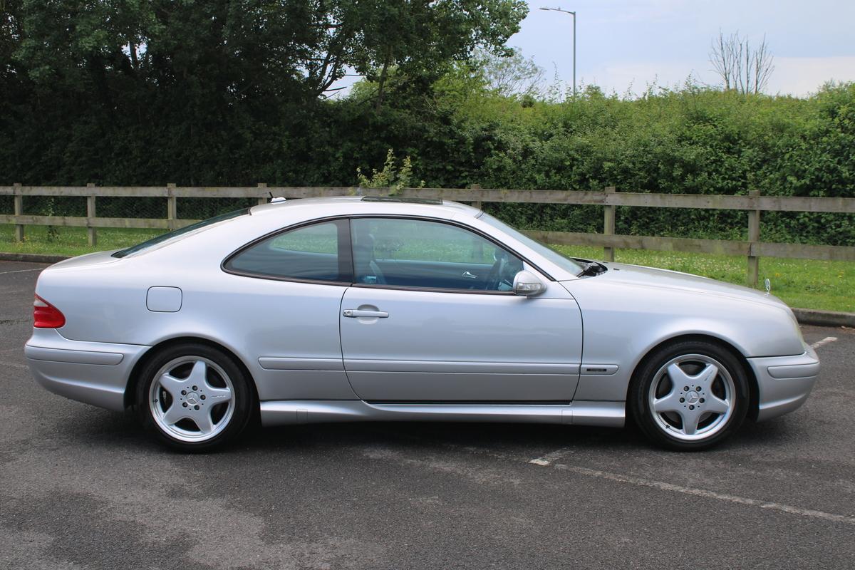 2000 Mercedes - Benz CLK55 AMG AUTO