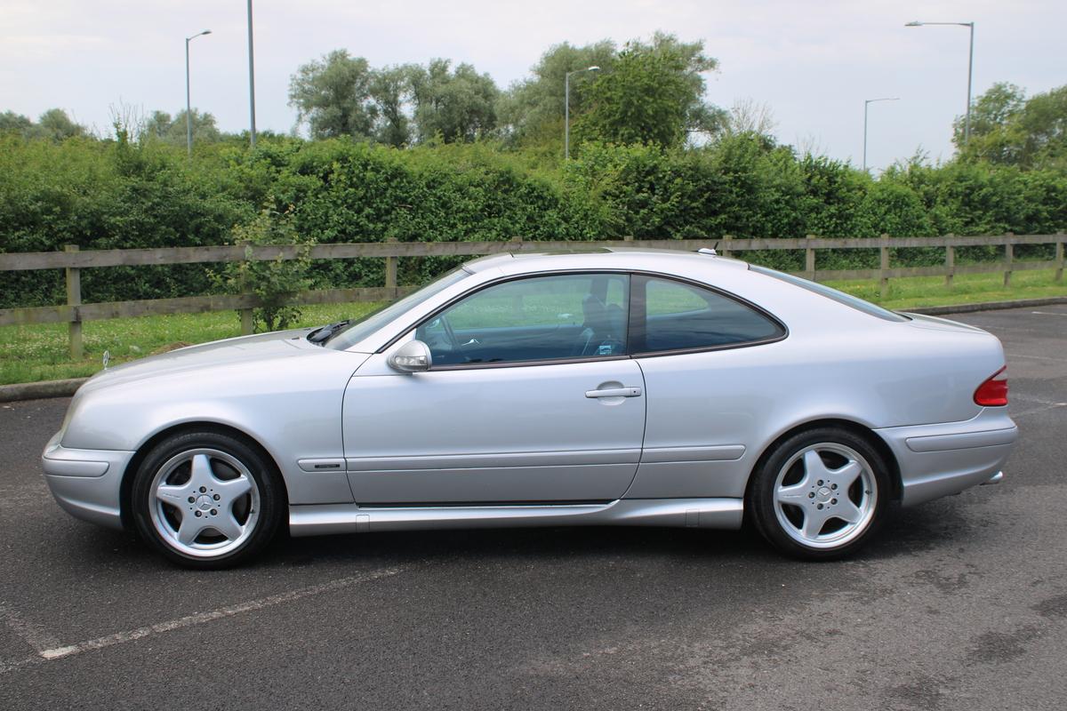 2000 Mercedes - Benz CLK55 AMG AUTO