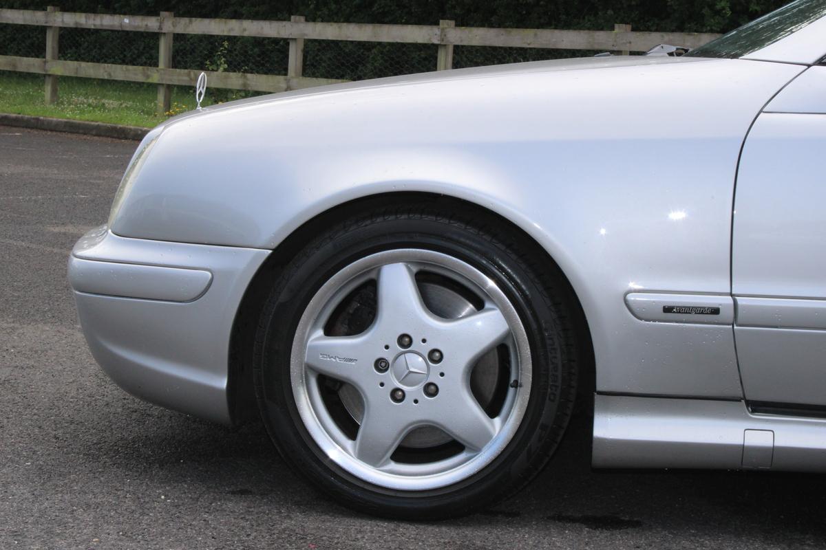 2000 Mercedes - Benz CLK55 AMG AUTO