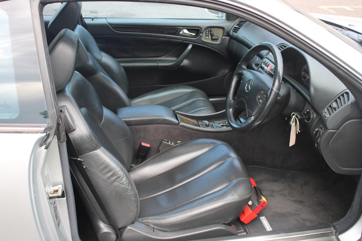 2000 Mercedes - Benz CLK55 AMG AUTO