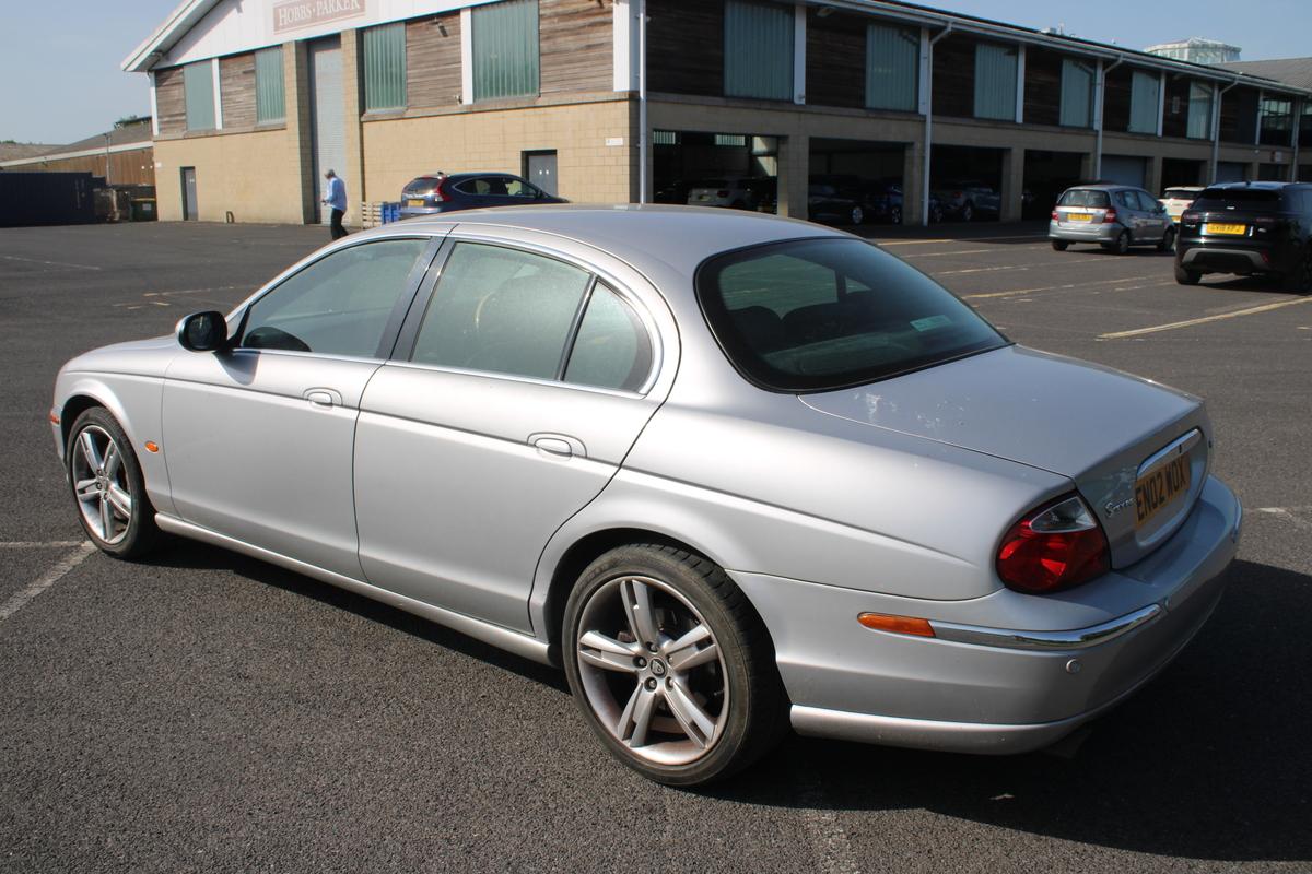 2002 Jaguar S-TYPE V8 SE AUTO