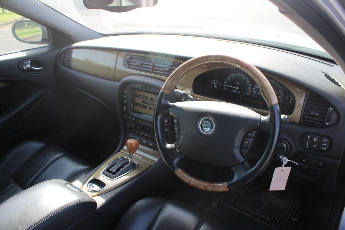 2002 Jaguar S-TYPE V8 SE AUTO