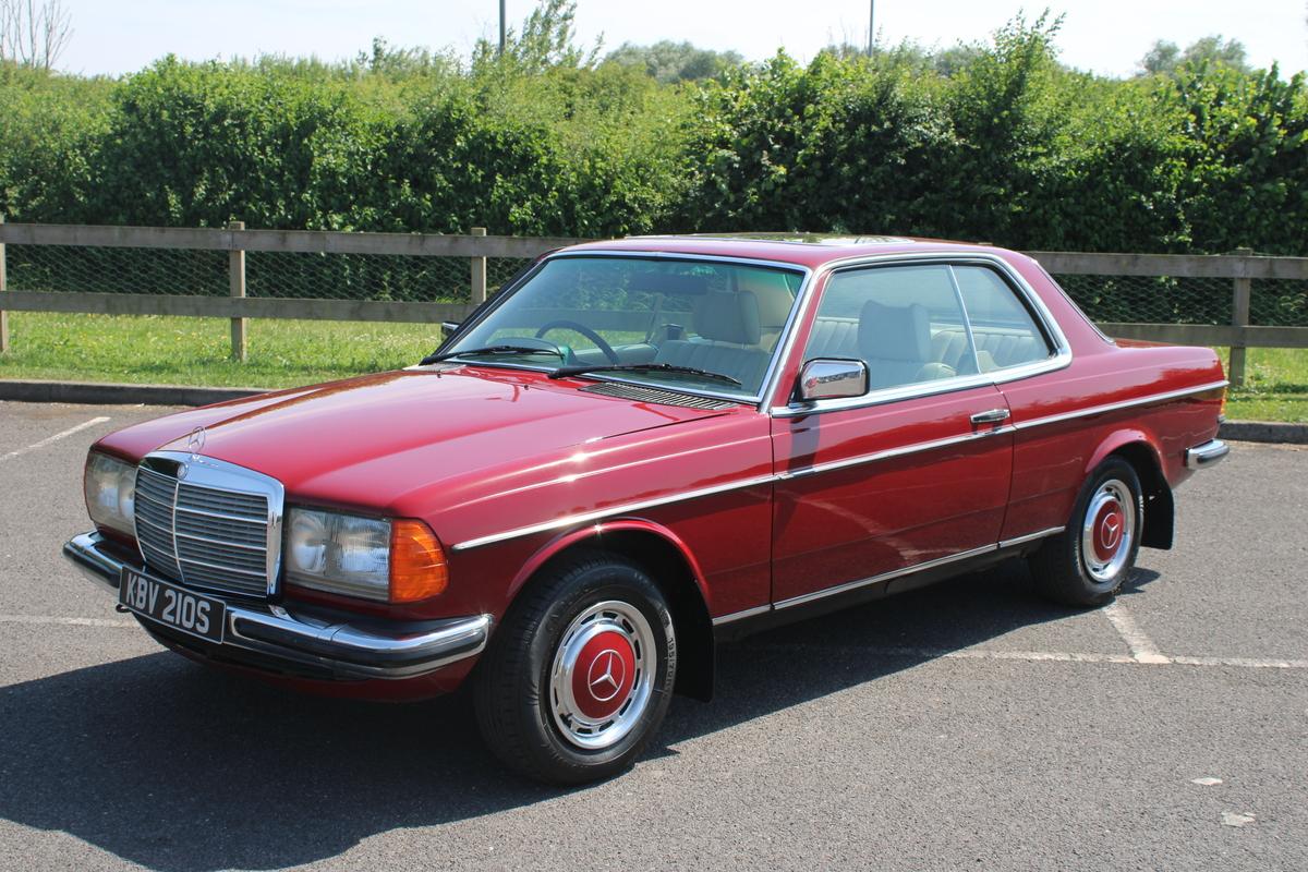 1978 Mercedes - Benz 230 CW AUTO (C123)