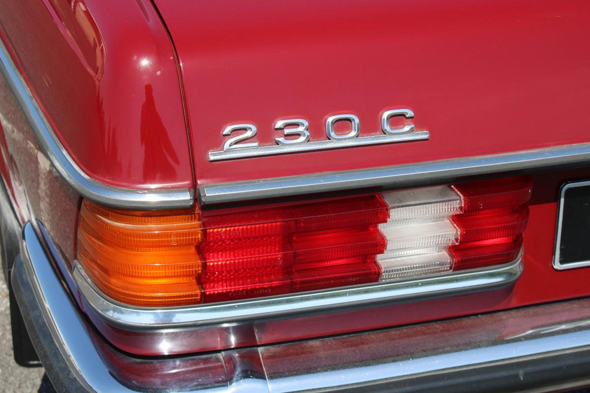 1978 Mercedes - Benz 230 CW AUTO (C123)