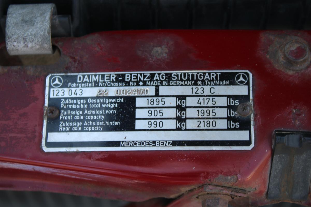 1978 Mercedes - Benz 230 CW AUTO (C123)