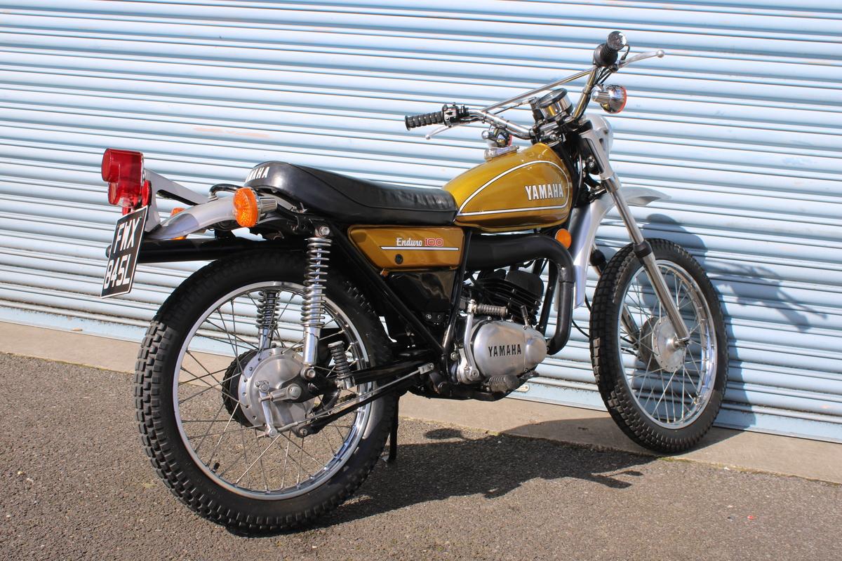 1973 Yamaha DT 100