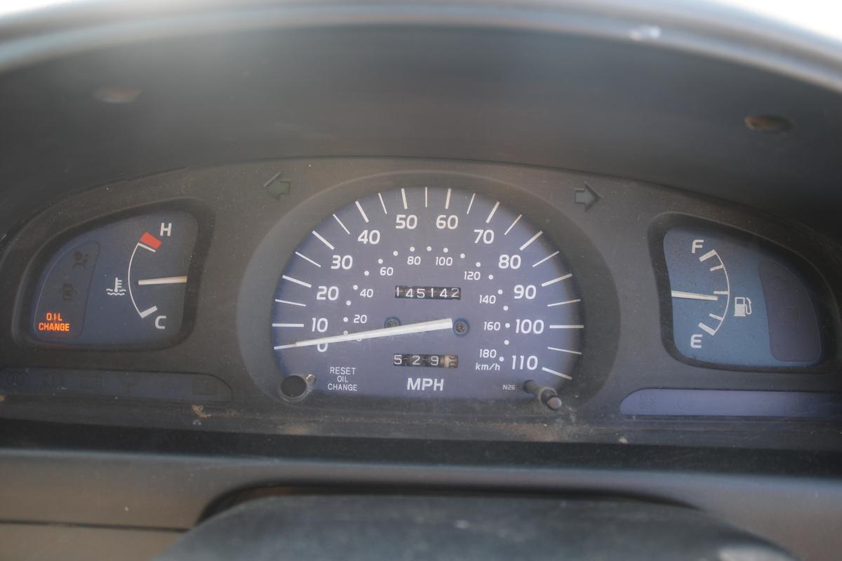 2003 Toyota HILUX EX 4WD
