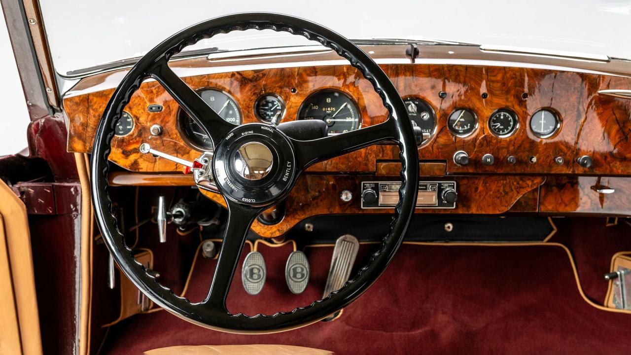 1953 Bentley R-Type H.J. Mulliner Continental Fastback