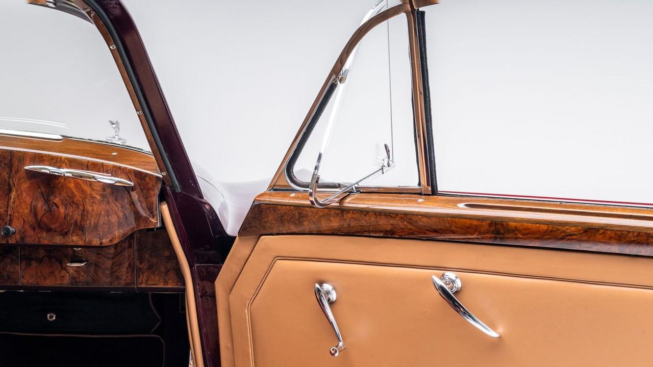 1953 Bentley R-Type H.J. Mulliner Continental Fastback