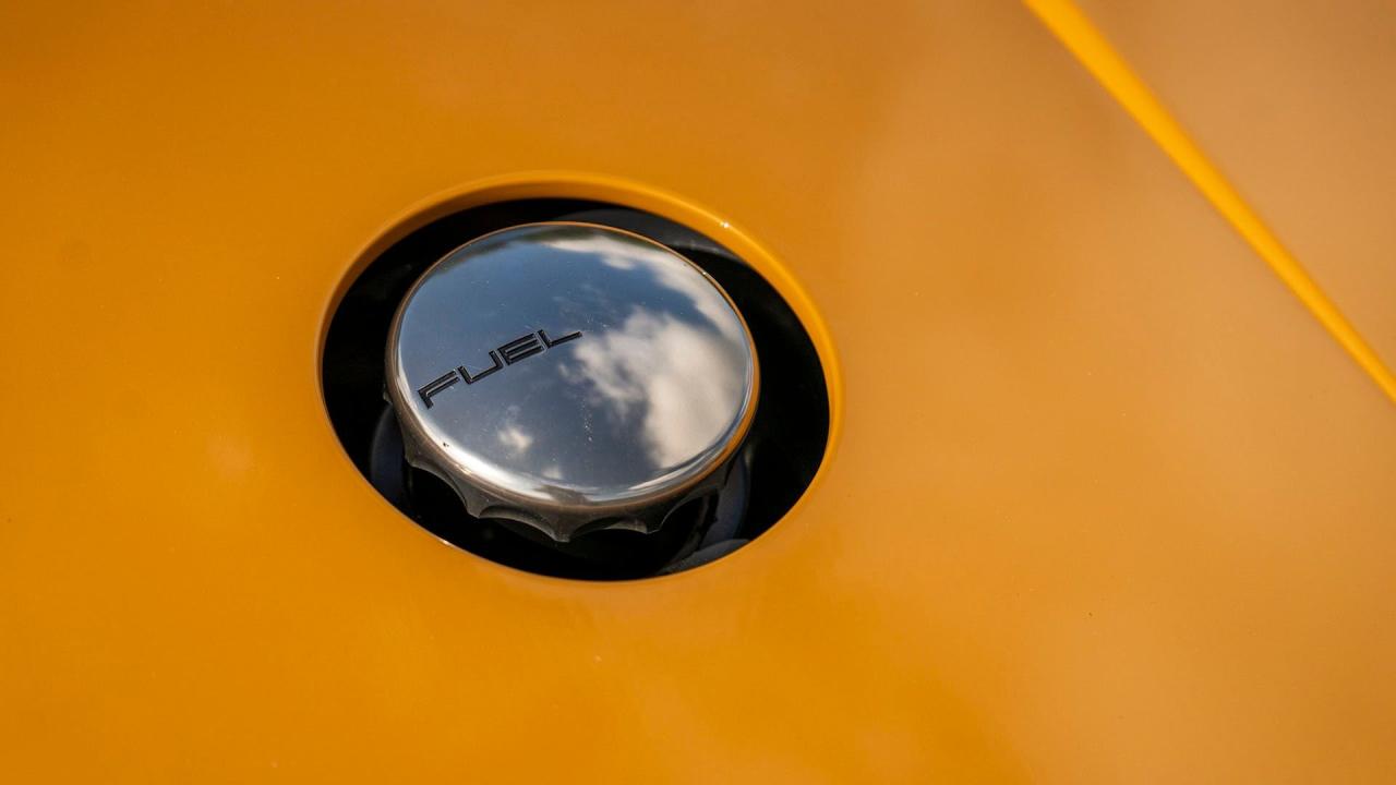 1990 Porsche 911 Coupe Reimagined by Singer "Los Angeles Commission"