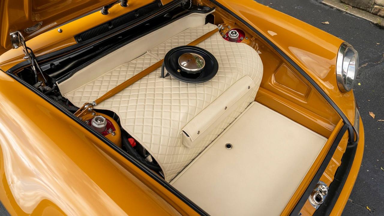 1990 Porsche 911 Coupe Reimagined by Singer "Los Angeles Commission"