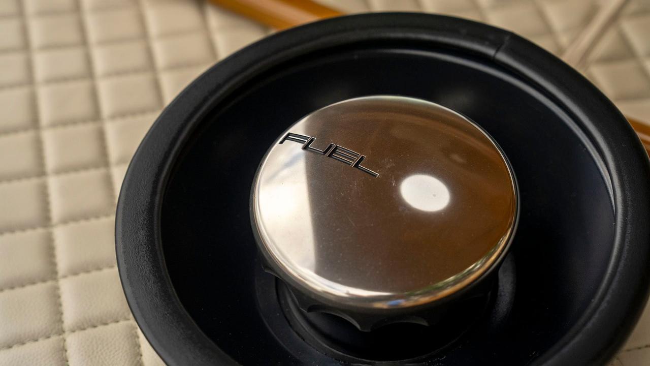 1990 Porsche 911 Coupe Reimagined by Singer "Los Angeles Commission"