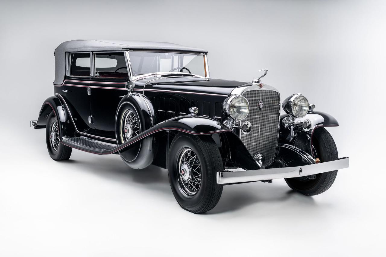 1932 Cadillac V-16 All-Weather Phaeton by Fisher