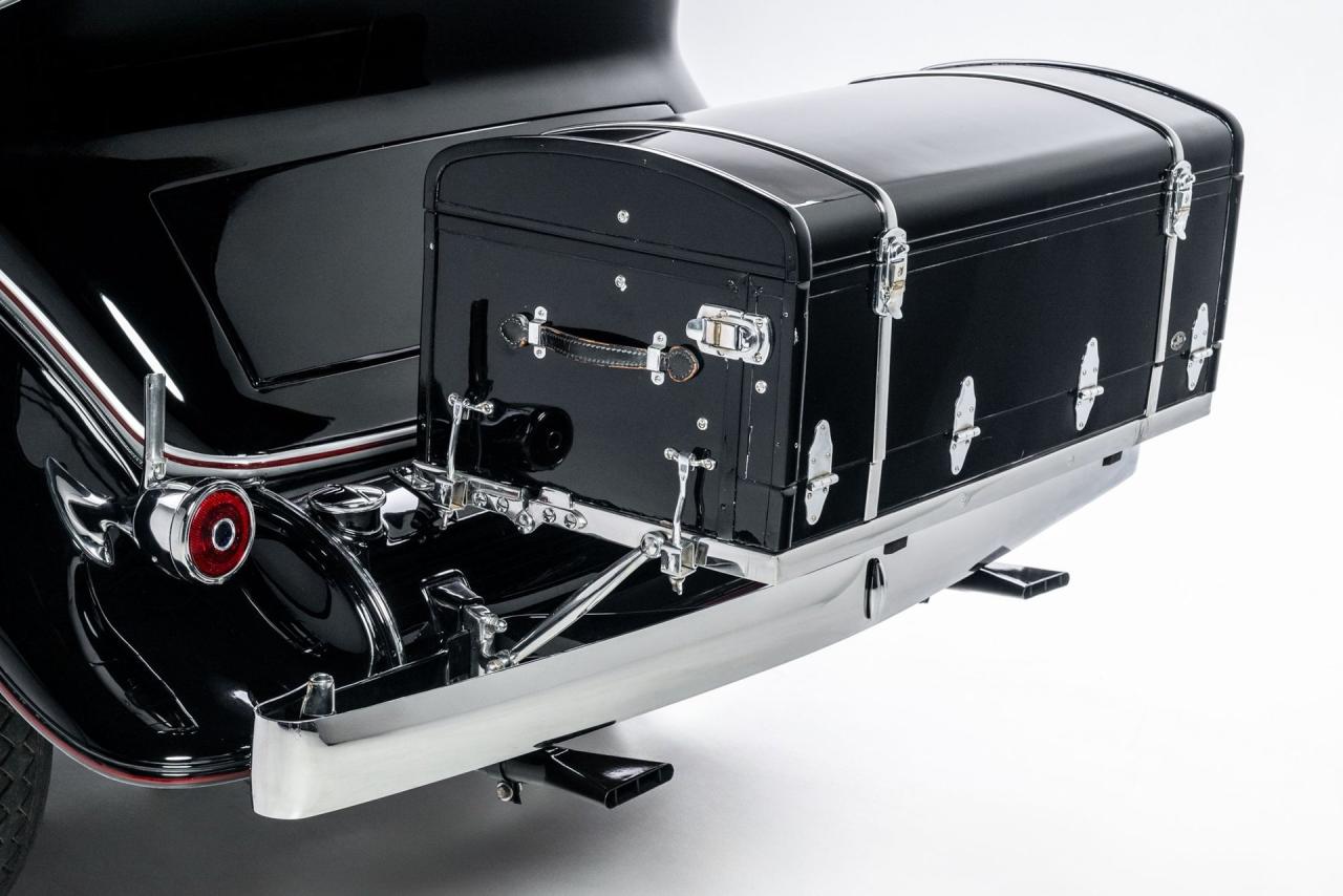 1932 Cadillac V-16 All-Weather Phaeton by Fisher