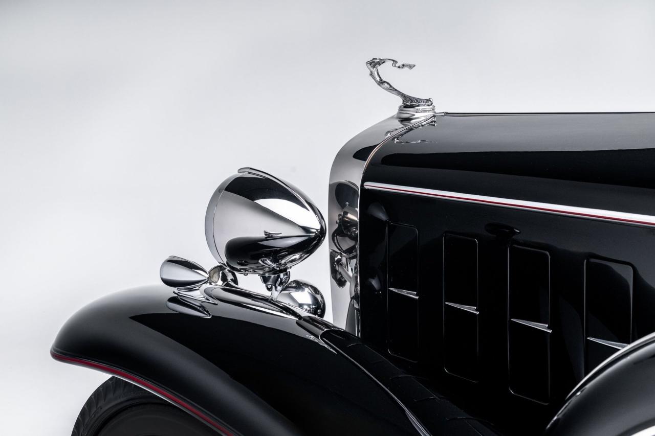 1932 Cadillac V-16 All-Weather Phaeton by Fisher