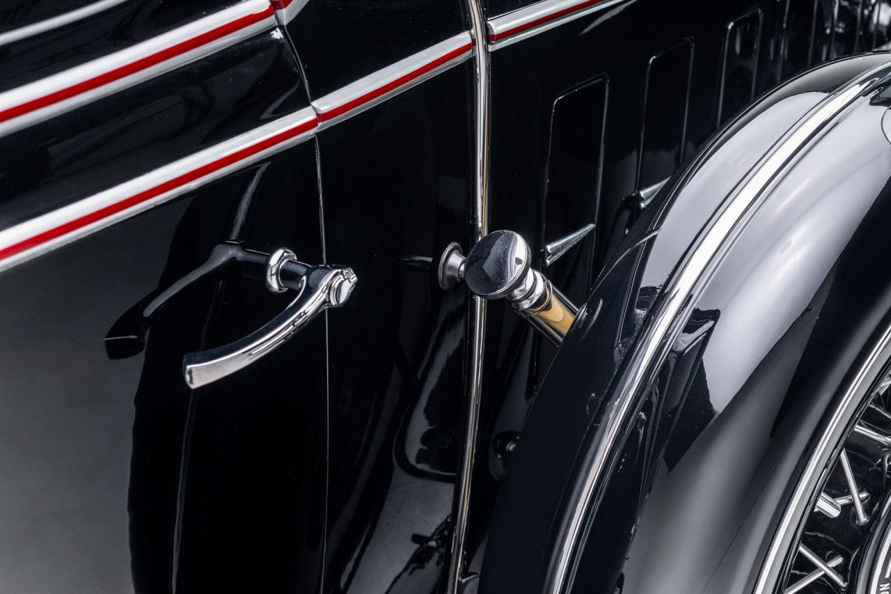 1932 Cadillac V-16 All-Weather Phaeton by Fisher
