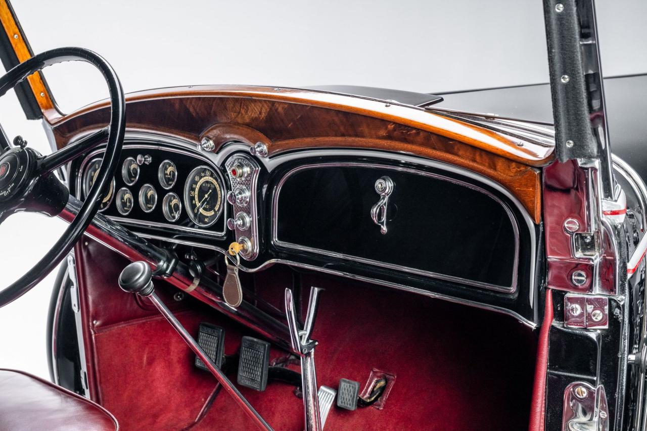 1932 Cadillac V-16 All-Weather Phaeton by Fisher