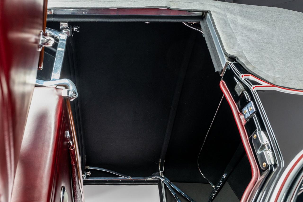 1932 Cadillac V-16 All-Weather Phaeton by Fisher