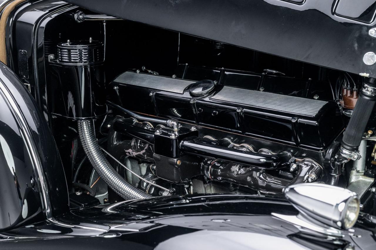 1932 Cadillac V-16 All-Weather Phaeton by Fisher