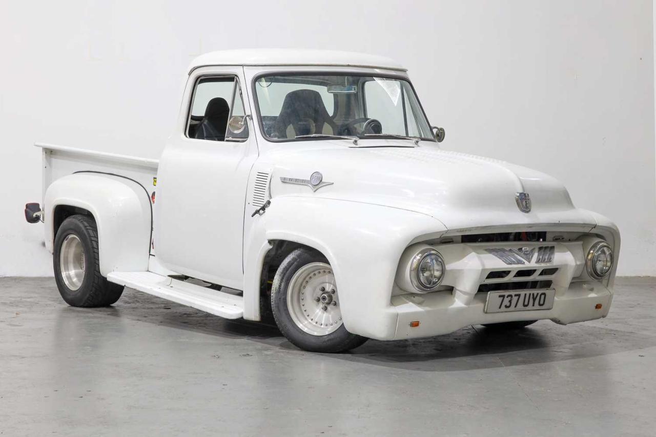 1954 Ford F-100 Custom Pickup