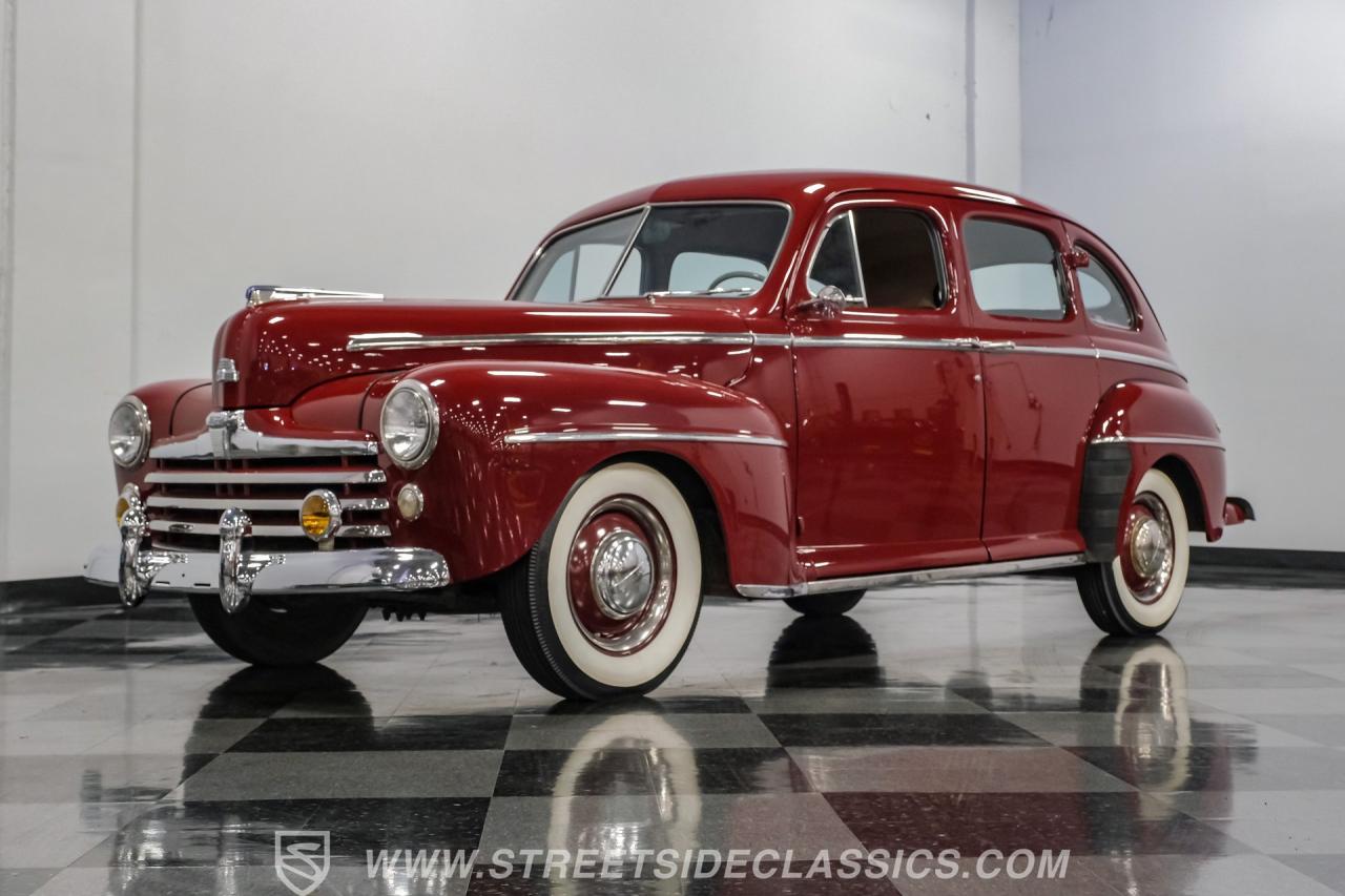 1948 Ford Deluxe Sedan