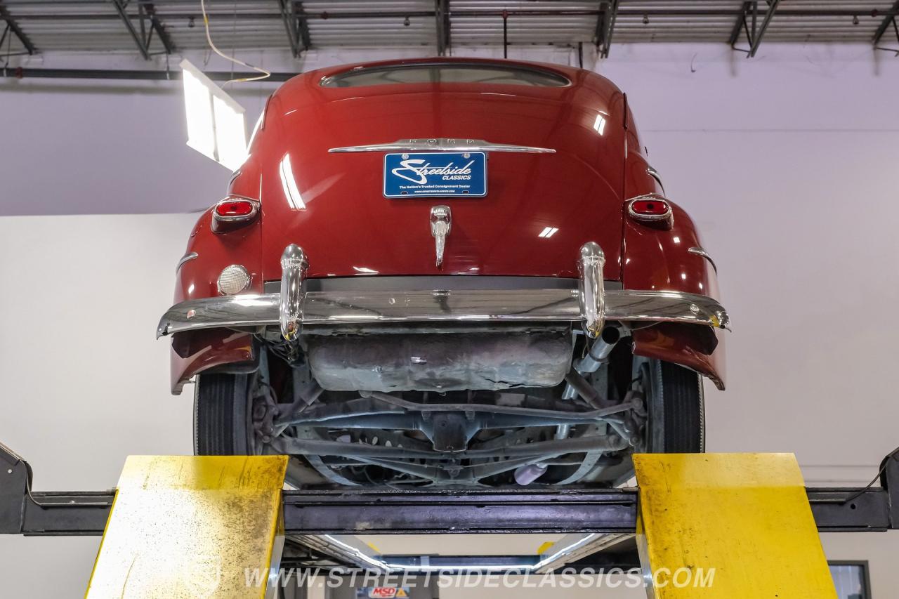 1948 Ford Deluxe Sedan