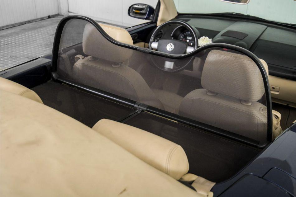 2004 Volkswagen New Beetle