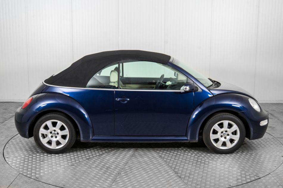 2004 Volkswagen New Beetle