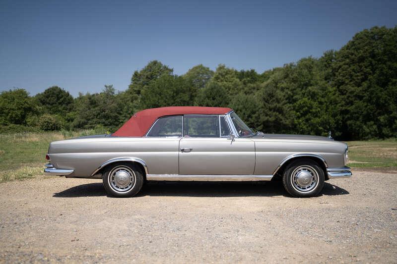 1965 Mercedes - Benz 300 SE CABRIOLET