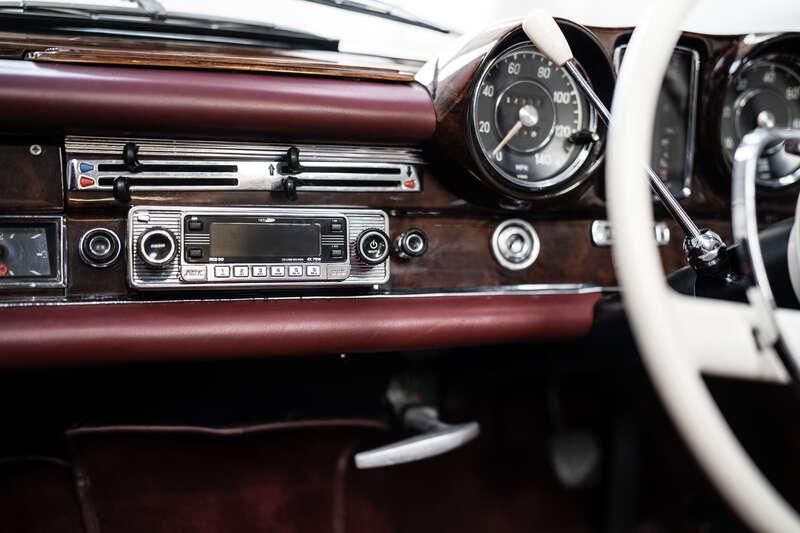 1965 Mercedes - Benz 300 SE CABRIOLET