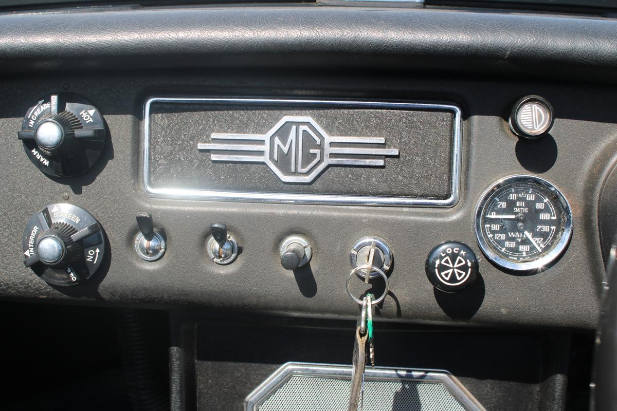 1969 MG C ROADSTER