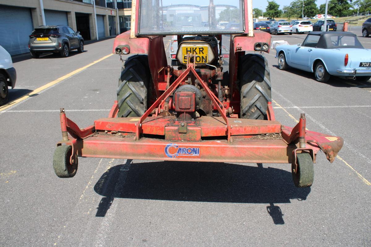 1975 International 444 TRACTOR