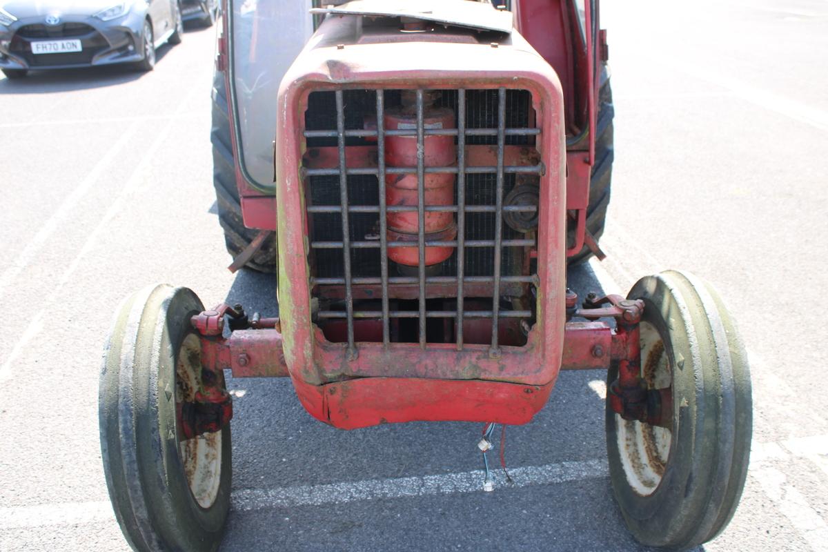 1975 International 444 TRACTOR