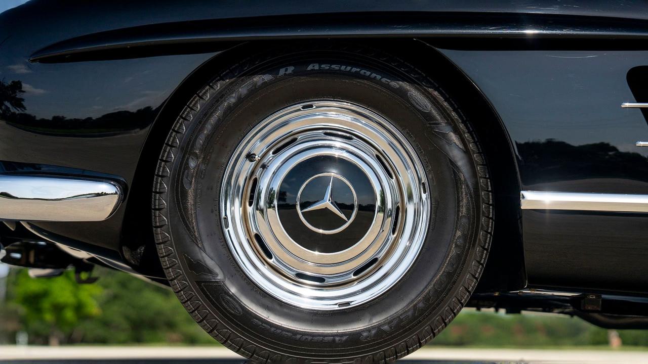 1957 Mercedes - Benz 300 SL Roadster